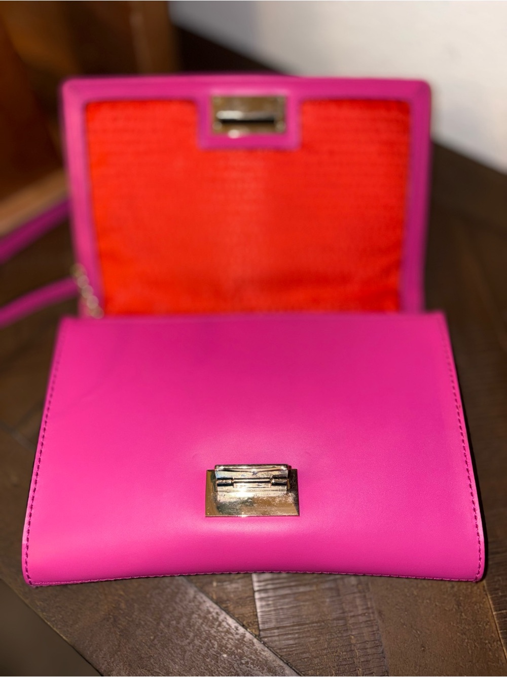 Kate Spade Hot Pink Leather Convertible Clutch Crossbody Gold Turn Lock - Picture 4 of 8